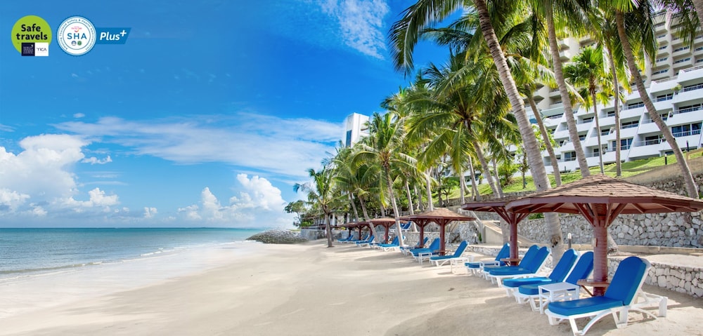 Royal Cliff Beach Hotel Pattaya — Beach in Pattaya, Chonburi