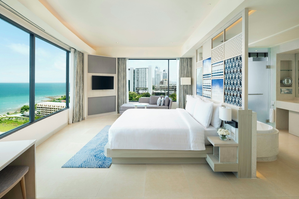 Amari Pattaya — Hotel rooms in Pattaya, Chonburi