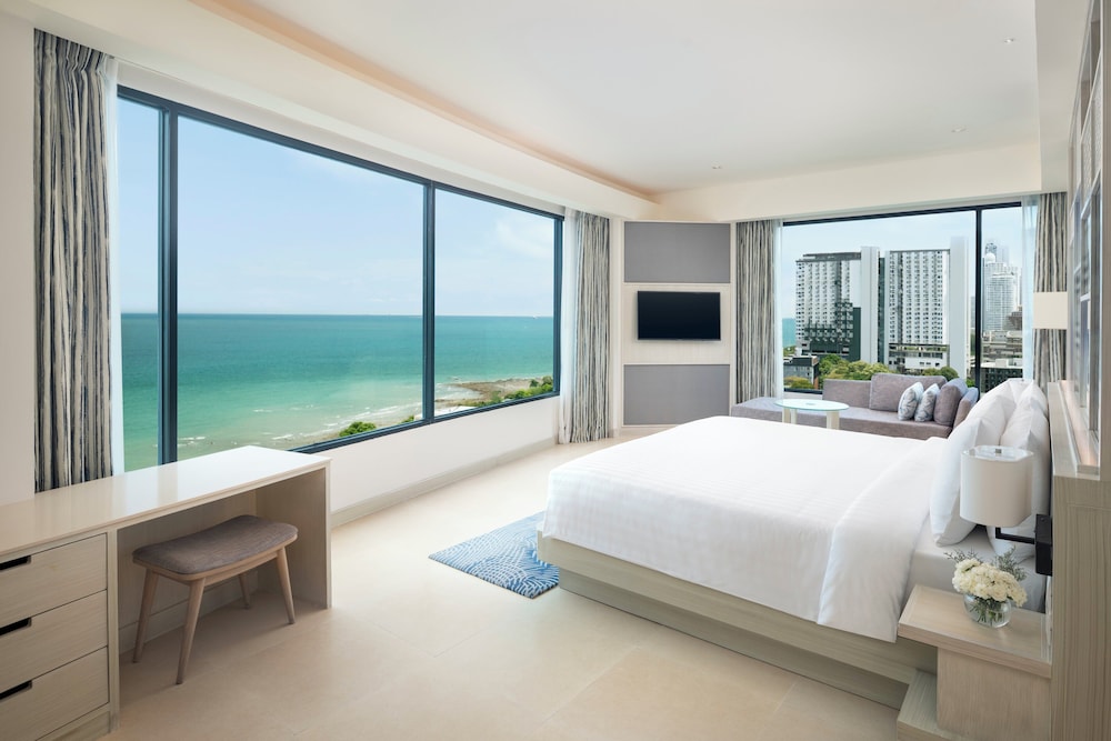 Amari Pattaya — Hotel rooms in Pattaya, Chonburi