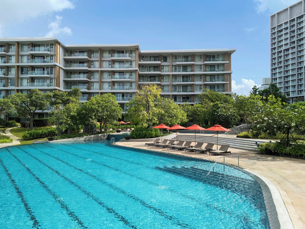 Amari Pattaya — Swimming pool in Pattaya, Chonburi