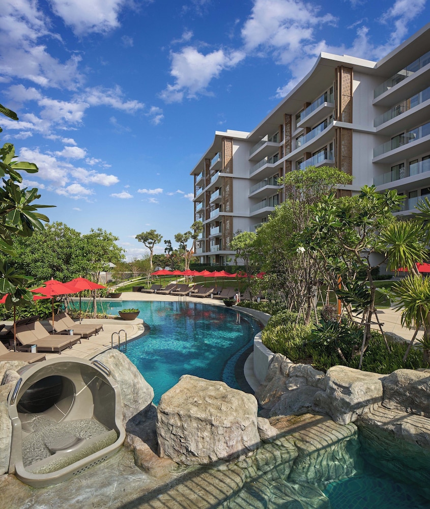 Amari Pattaya — Swimming pool in Pattaya, Chonburi