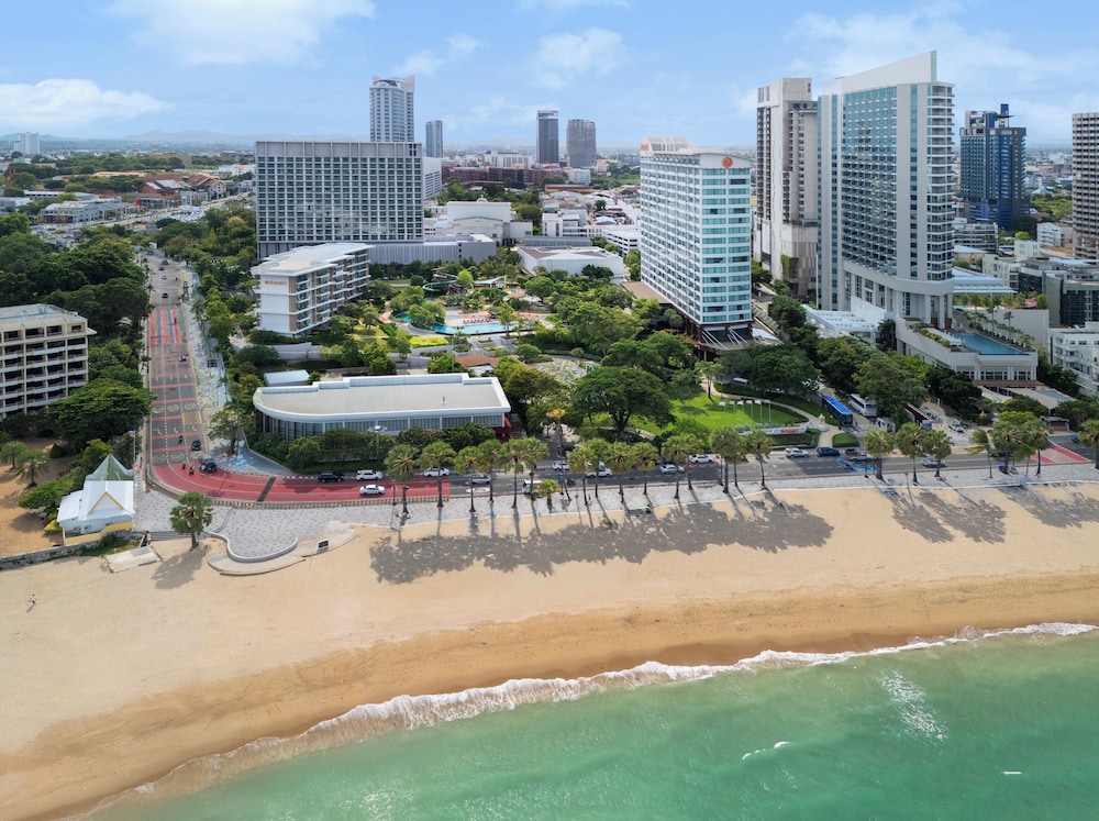 Amari Pattaya — Attractions in the area in Pattaya, Chonburi