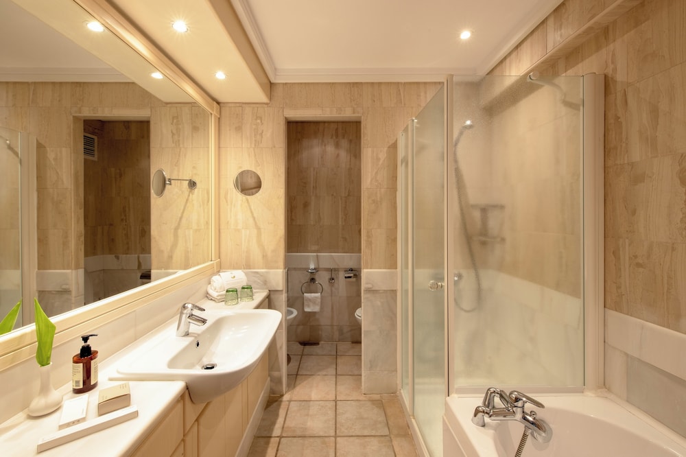 Mitsis Royal Mare — Hotel rooms in Hersonissos