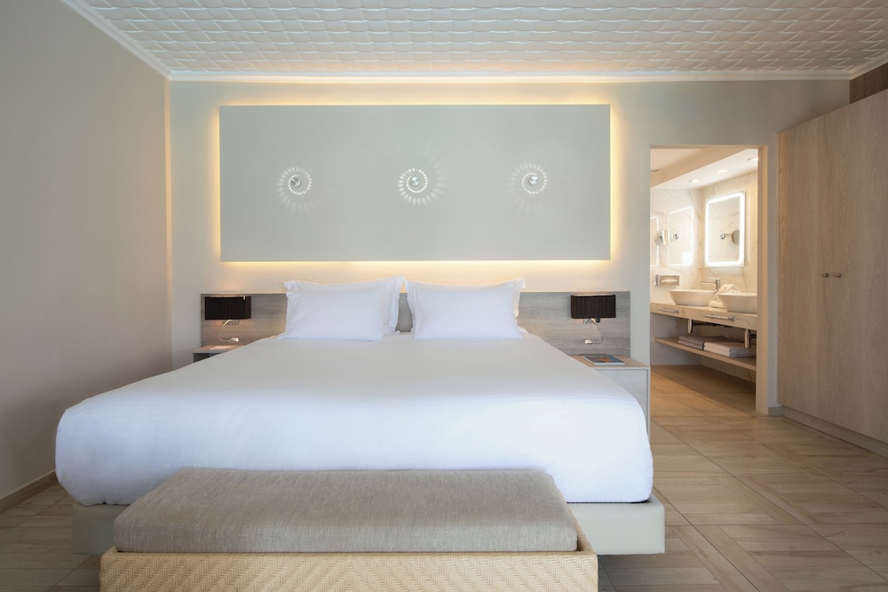 Mitsis Royal Mare — Hotel rooms in Hersonissos