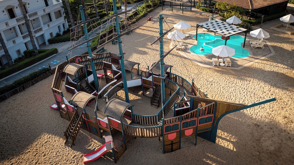 Mitsis Royal Mare — Attractions for children in Hersonissos