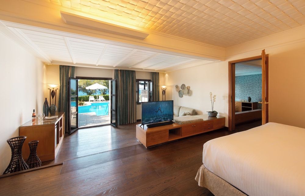 Mitsis Royal Mare — Hotel rooms in Hersonissos