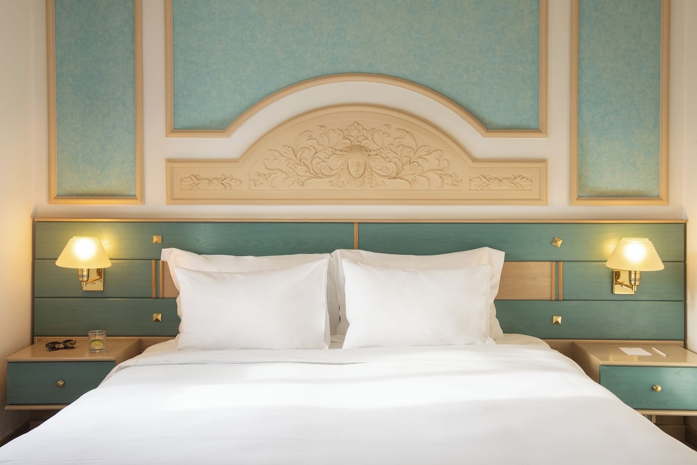 Mitsis Royal Mare — Hotel rooms in Hersonissos