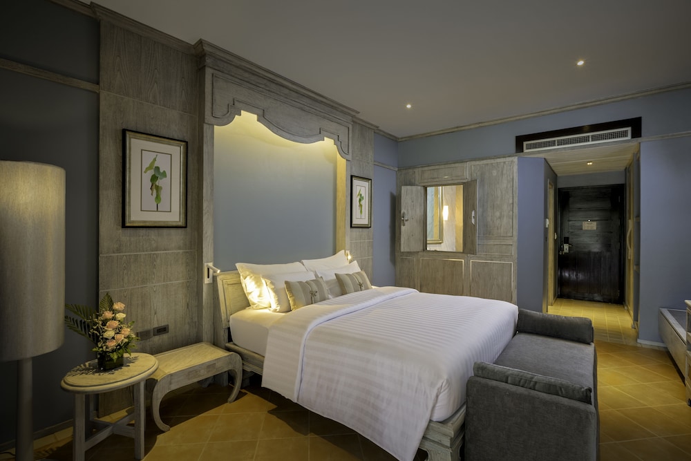 Aonang Villa Resort l Lifestyle Beachfront Resort — Hotel rooms in Ao Nang, Krabi