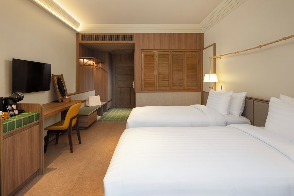 Aonang Villa Resort l Lifestyle Beachfront Resort — Hotel rooms in Ao Nang, Krabi