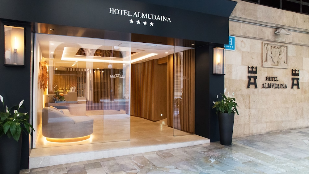 Hotel Almudaina — Hotel building in Palma de Mallorca, Balearic Islands