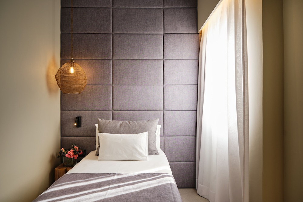 Hotel Almudaina — Hotel rooms in Palma de Mallorca, Balearic Islands