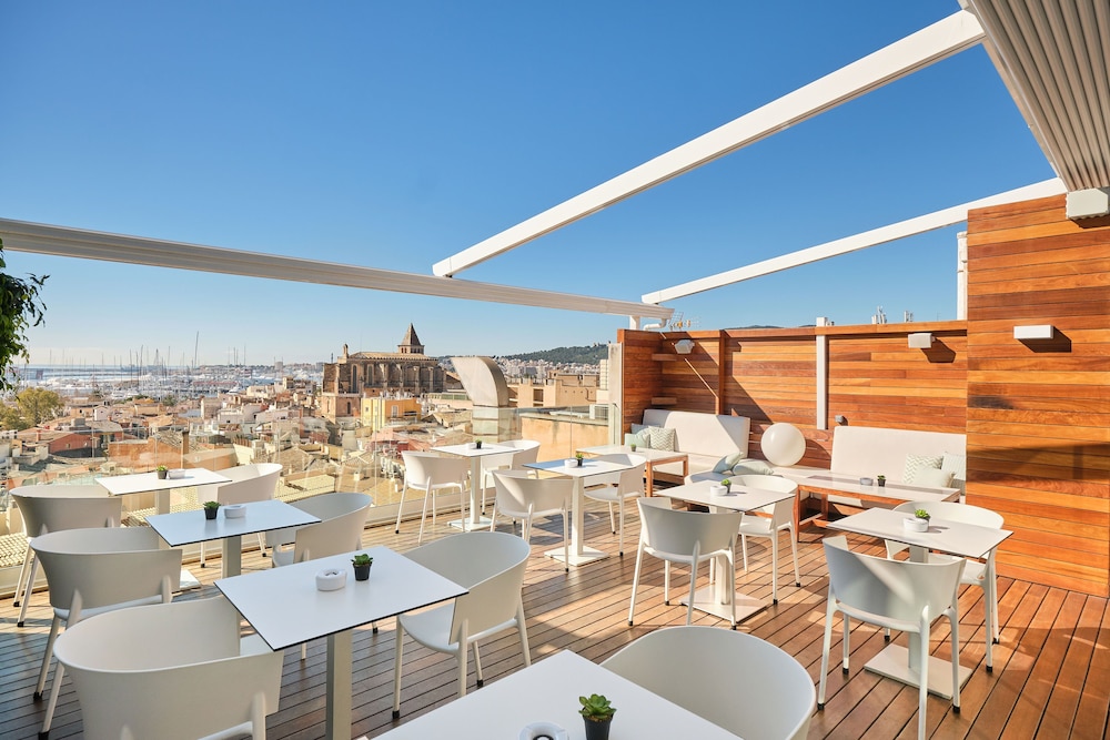 Hotel Almudaina — Restaurant & bars in Palma de Mallorca, Balearic Islands