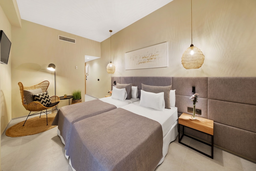 Hotel Almudaina — Hotel rooms in Palma de Mallorca, Balearic Islands