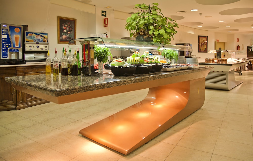 TRH Mijas — Restaurant & bars in Mijas, Andalusia
