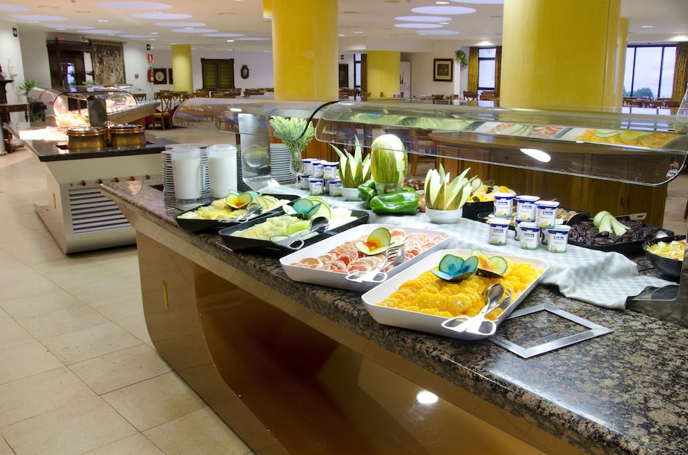 TRH Mijas — Restaurant & bars in Mijas, Andalusia