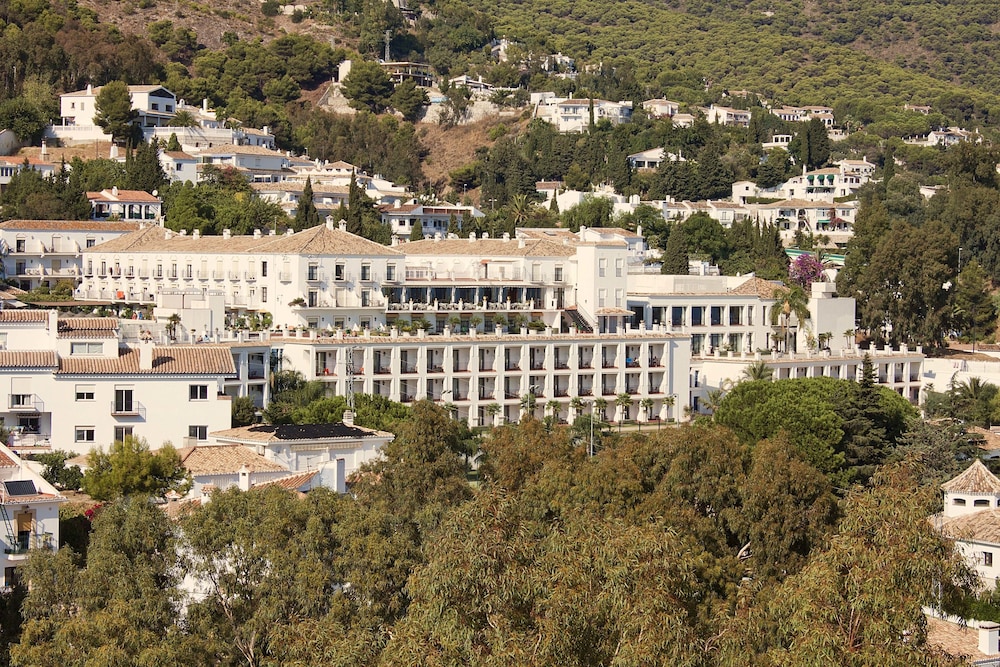 TRH Mijas — Hotel building in Mijas, Andalusia