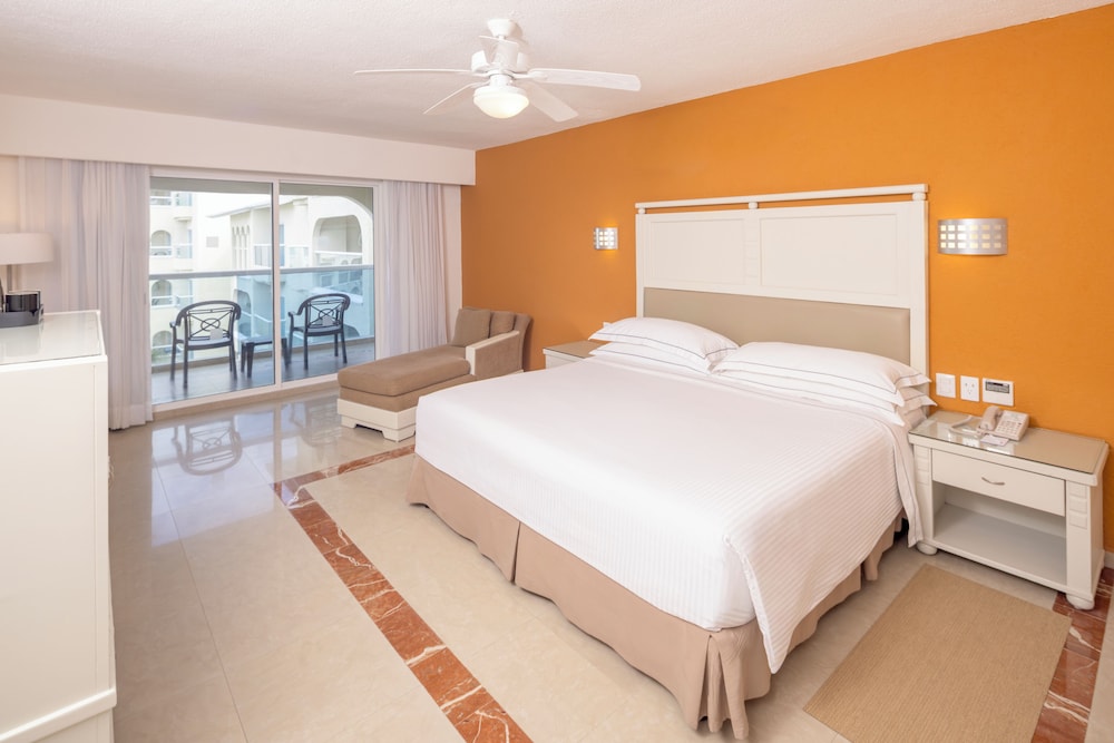 Occidental Costa Cancún All Inclusive — Hotel rooms in Cancun, Quintana Roo