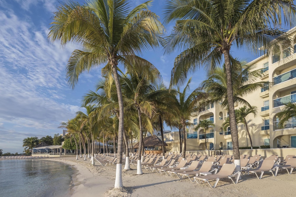 Occidental Costa Cancún All Inclusive — Beach in Cancun, Quintana Roo