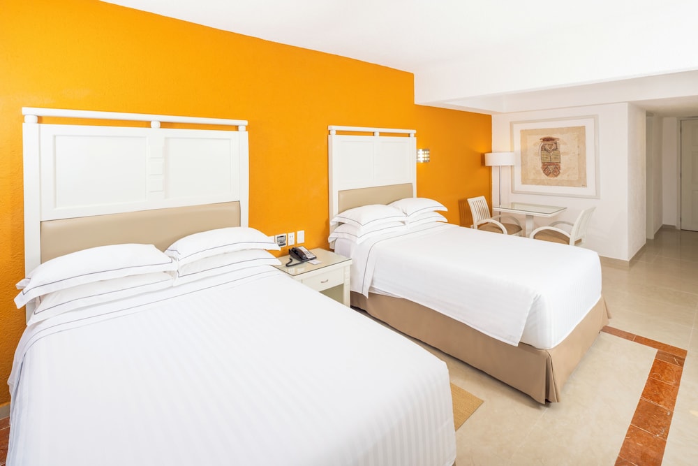 Occidental Costa Cancún All Inclusive — Hotel rooms in Cancun, Quintana Roo