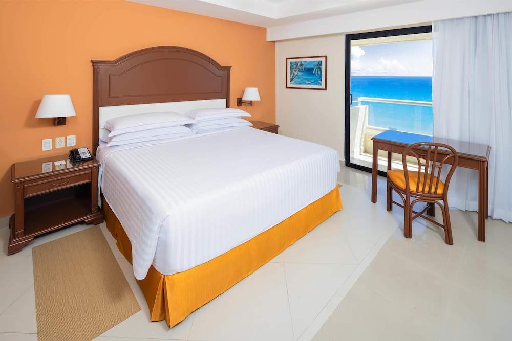 Occidental Tucancún All Inclusive — Hotel rooms in Cancun, Quintana Roo