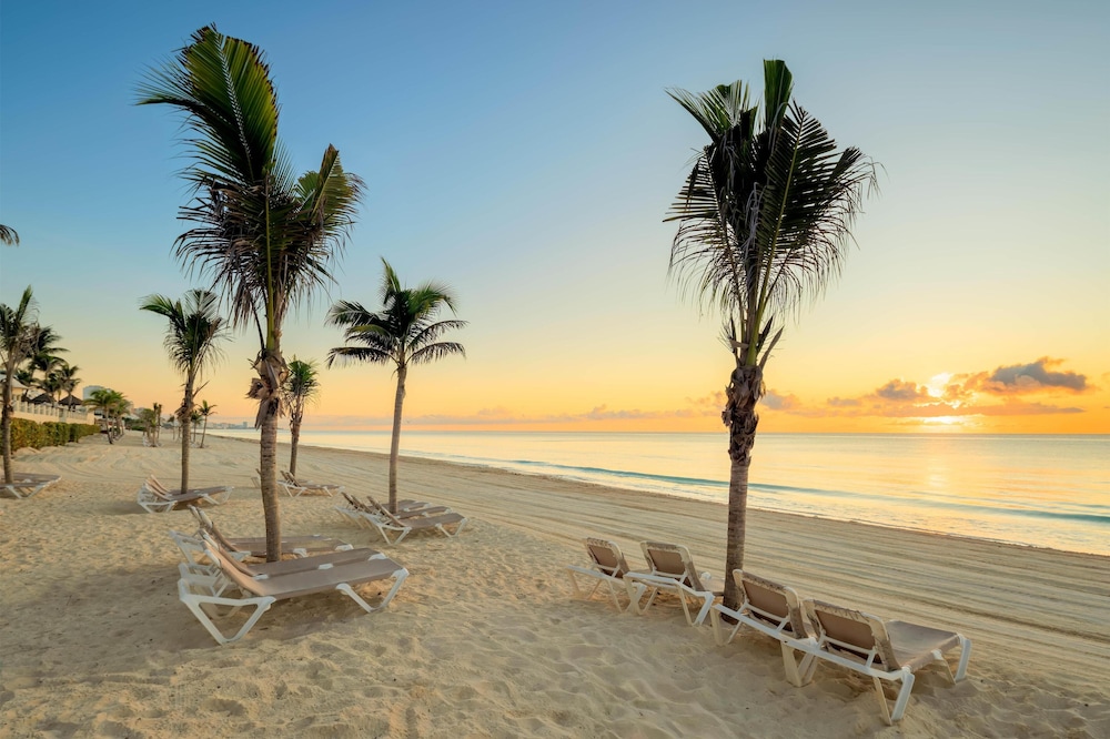 Occidental Tucancún All Inclusive — Beach in Cancun, Quintana Roo