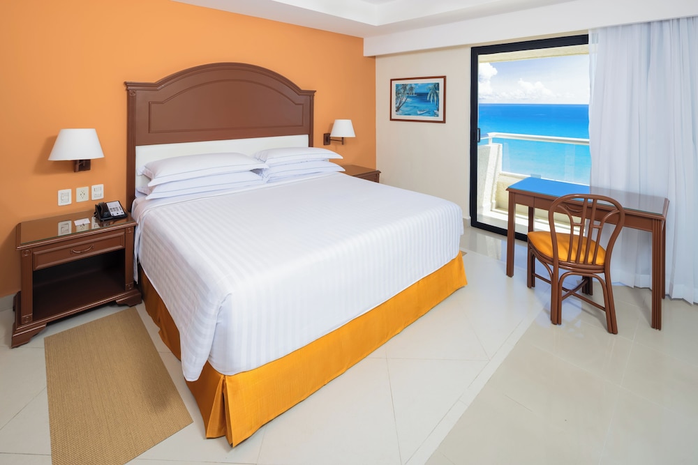 Occidental Tucancún All Inclusive — Hotel rooms in Cancun, Quintana Roo