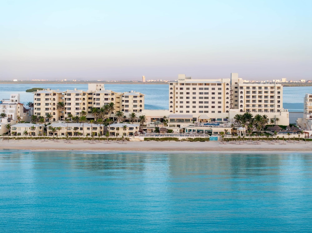 Occidental Tucancún All Inclusive — Beach in Cancun, Quintana Roo
