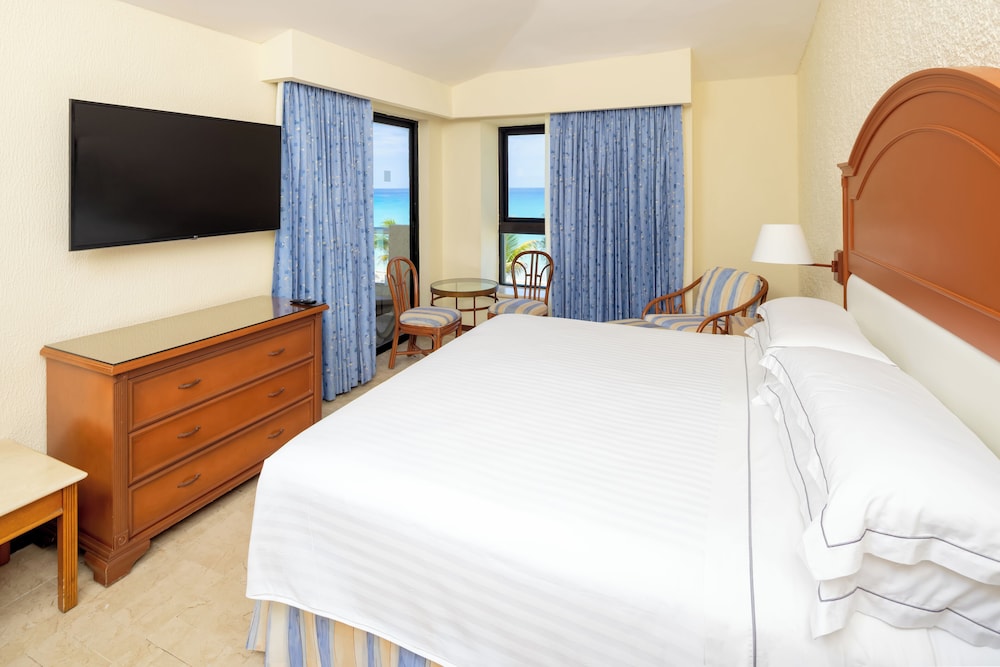 Occidental Tucancún All Inclusive — Hotel rooms in Cancun, Quintana Roo