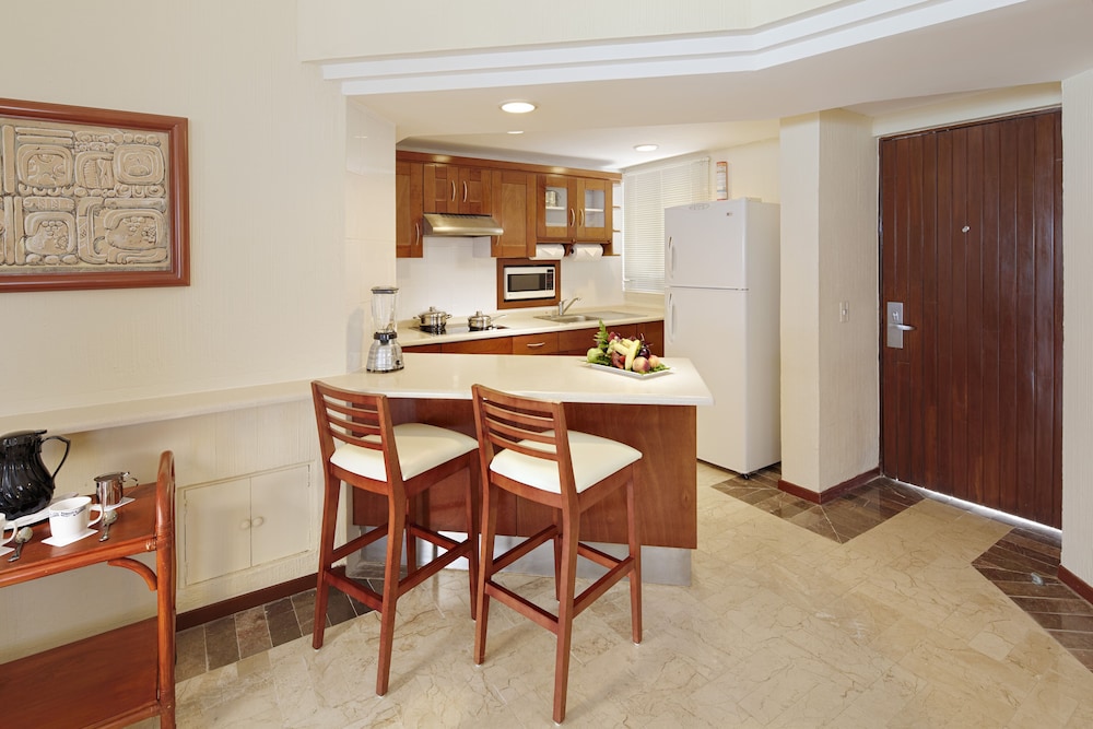 Occidental Tucancún All Inclusive — Hotel rooms in Cancun, Quintana Roo