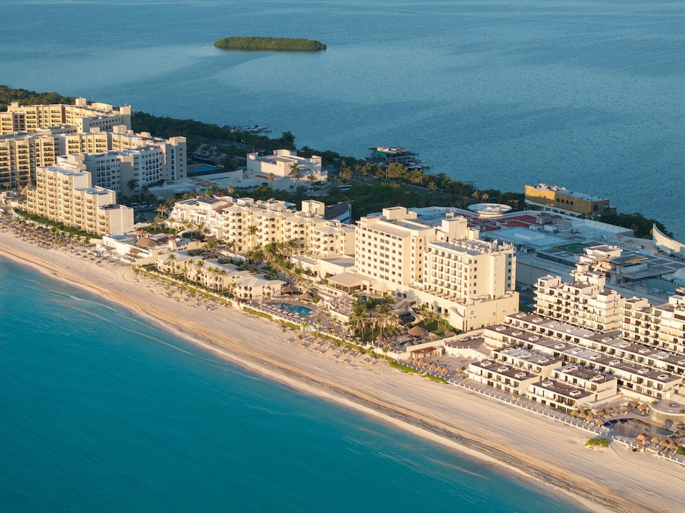 Occidental Tucancún All Inclusive — Main photo in Cancun, Quintana Roo