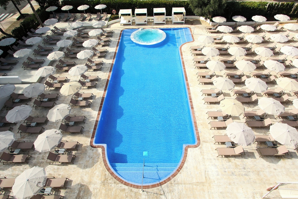 Sentido Fido Tucan - Adults Only — Swimming pool in Cala d´Or, Balearic Islands