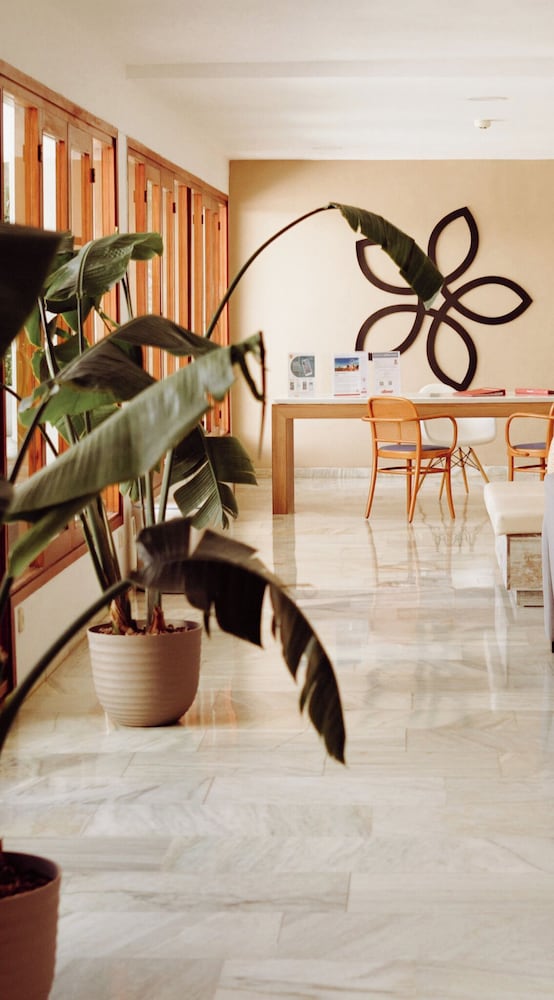 Sentido Fido Tucan - Adults Only — Hotel building in Cala d´Or, Balearic Islands