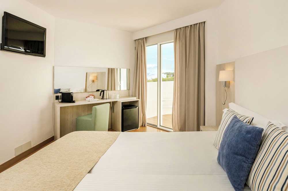 Sentido Fido Tucan - Adults Only — Hotel rooms in Cala d´Or, Balearic Islands