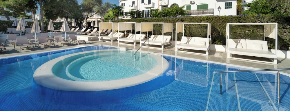 Sentido Fido Tucan - Adults Only — Swimming pool in Cala d´Or, Balearic Islands