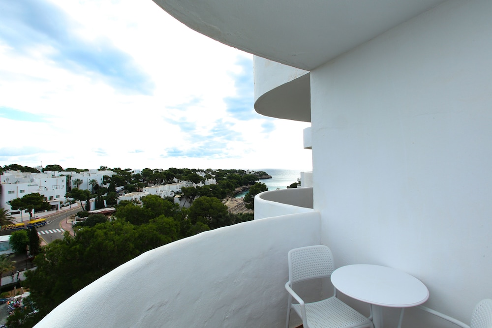 Sentido Fido Tucan - Adults Only — Hotel rooms in Cala d´Or, Balearic Islands