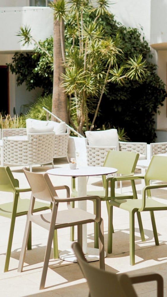 Sentido Fido Tucan - Adults Only — Restaurant & bars in Cala d´Or, Balearic Islands