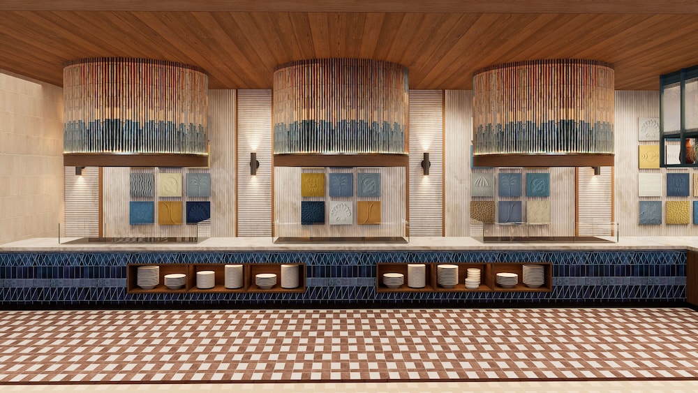 Beach Palace Family Resort & Spa - All-Inclusive — Restaurant & bars in Cancun, Quintana Roo