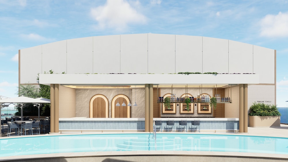 Beach Palace Family Resort & Spa - All-Inclusive — Swimming pool in Cancun, Quintana Roo