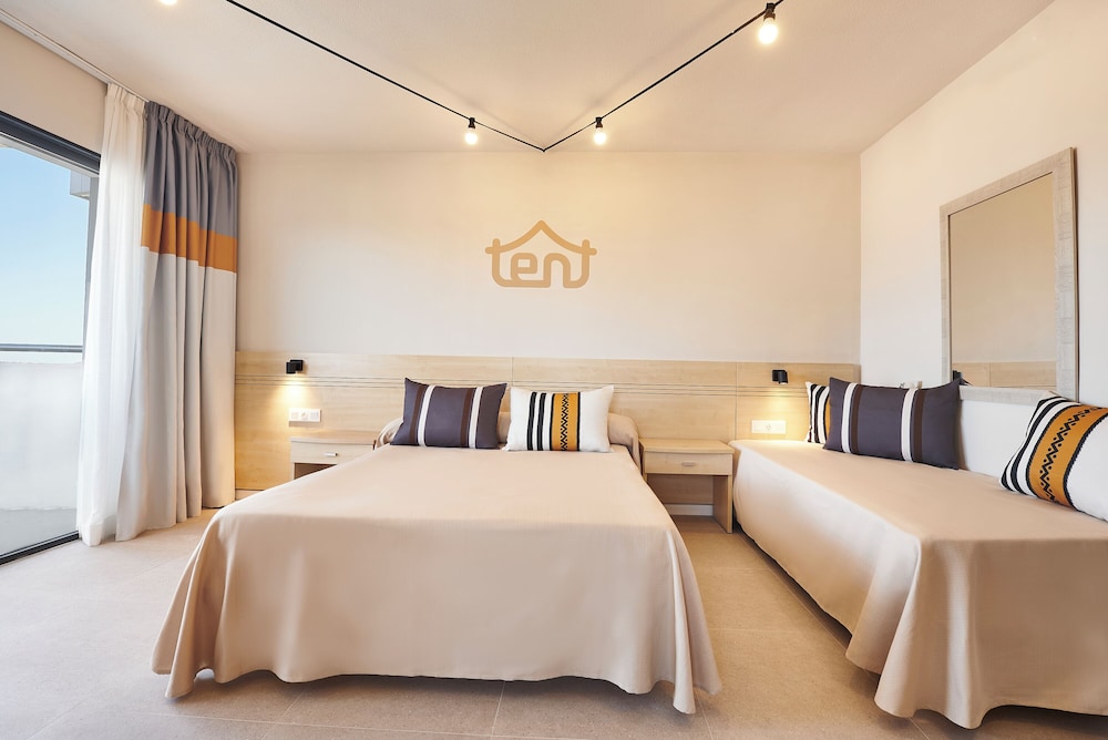 tent Torremolinos — Hotel rooms in Torremolinos, Andalusia