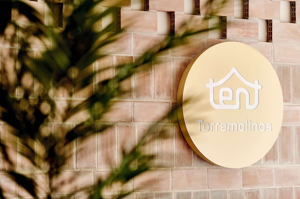 tent Torremolinos — Hotel building in Torremolinos, Andalusia