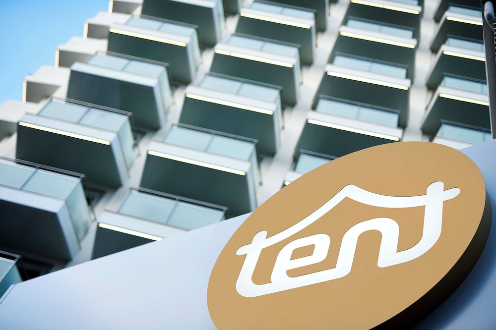 tent Torremolinos — Hotel building in Torremolinos, Andalusia