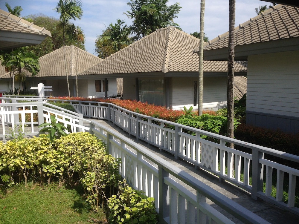 Centara Villas Samui — Hotel building in Na Mueang, Surat Thani