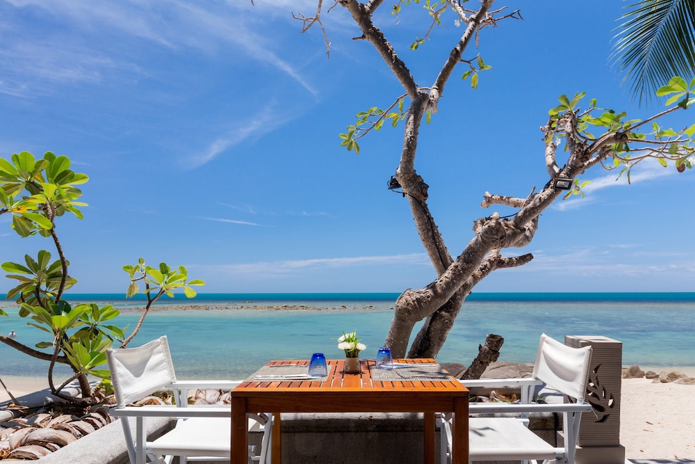 Centara Villas Samui — Restaurant & bars in Na Mueang, Surat Thani
