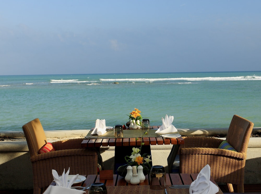 Centara Villas Samui — Restaurant & bars in Na Mueang, Surat Thani