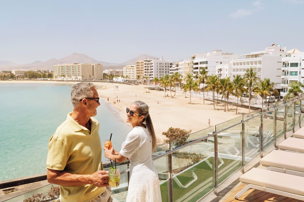 Arrecife Gran Hotel & Spa — Beach in Arrecife, Canary Islands