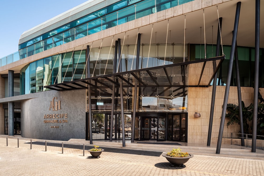 Arrecife Gran Hotel & Spa — Hotel building in Arrecife, Canary Islands