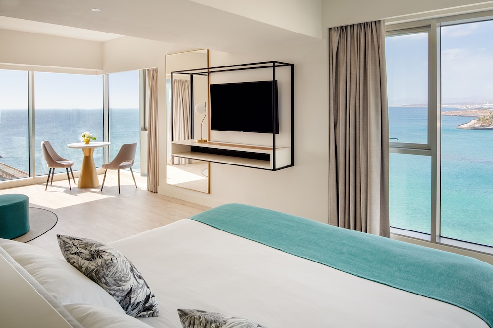 Arrecife Gran Hotel & Spa — Hotel rooms in Arrecife, Canary Islands