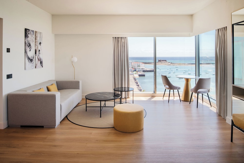 Arrecife Gran Hotel & Spa — Hotel rooms in Arrecife, Canary Islands