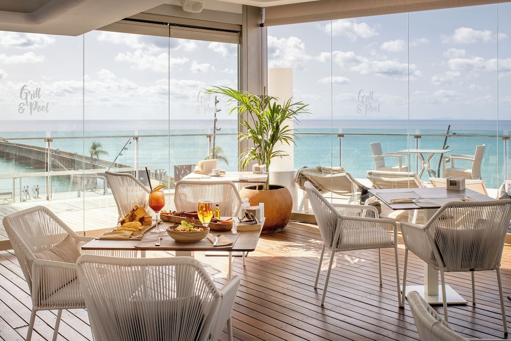 Arrecife Gran Hotel & Spa — Restaurant & bars in Arrecife, Canary Islands