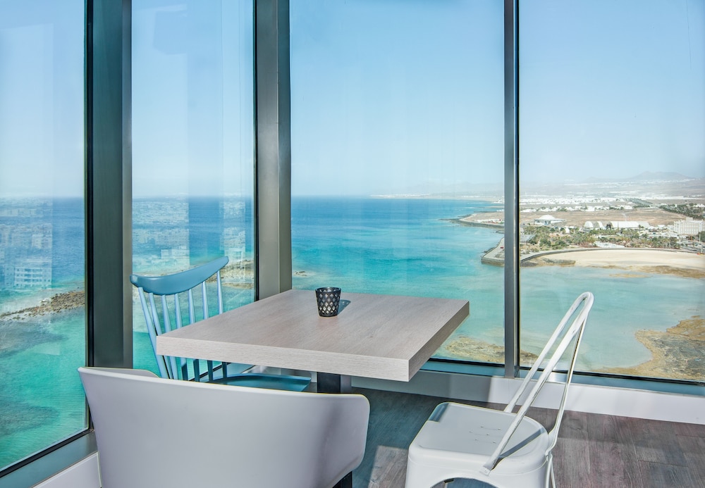 Arrecife Gran Hotel & Spa — Hotel rooms in Arrecife, Canary Islands